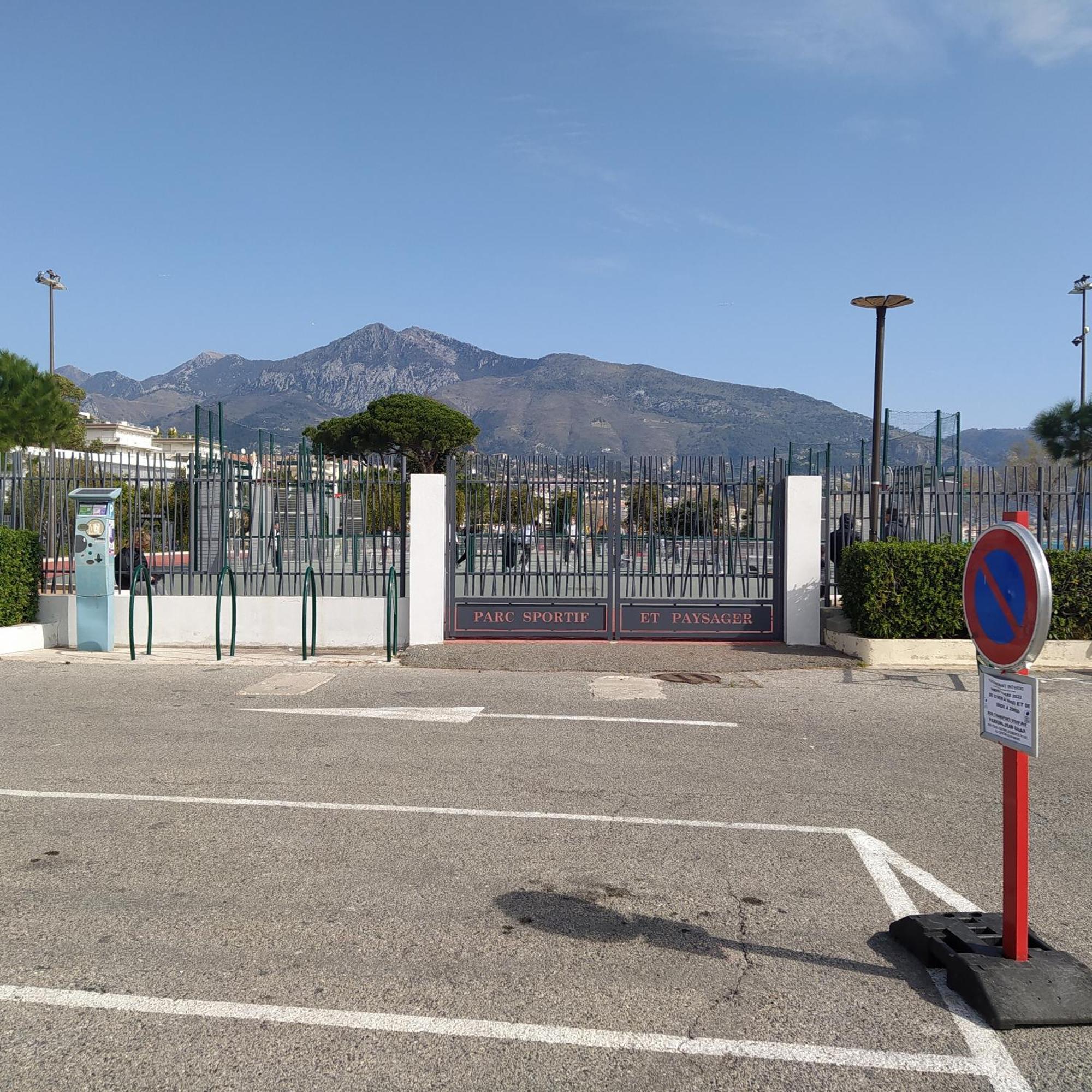 Menton Park Apartment Номер фото